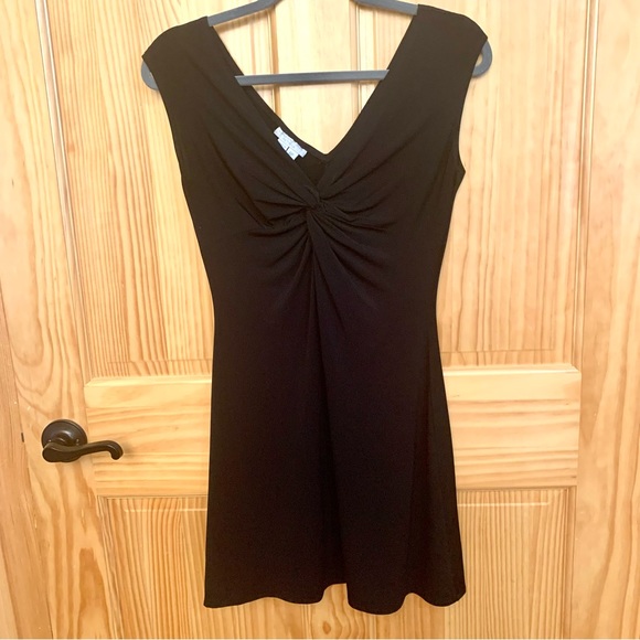 LONDON TIMES Petites Little Black Mini Dress - Picture 3 of 4